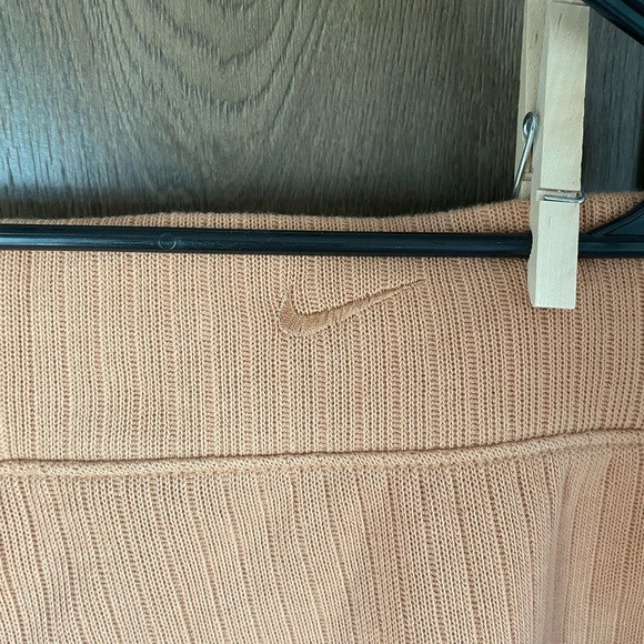 Nike Sweatpants - Picture 8 of 8